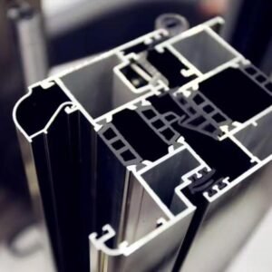 Cross-section showing multi-chamber structure and PA66GF25 insulation bars