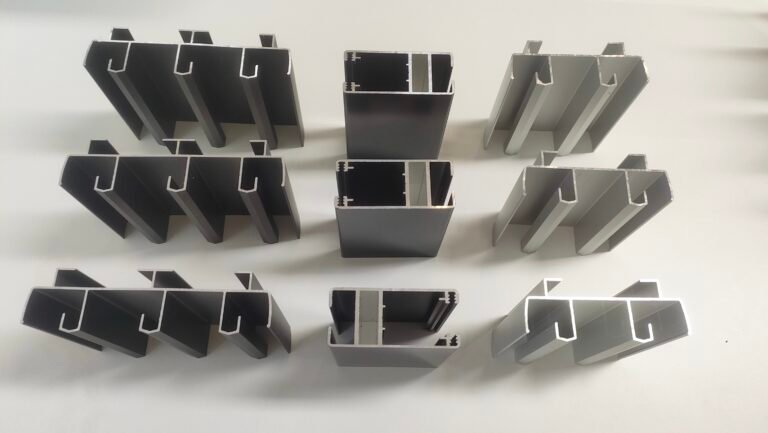 Perfil de Aluminio: Guía Completa de Tipos y Aplicaciones