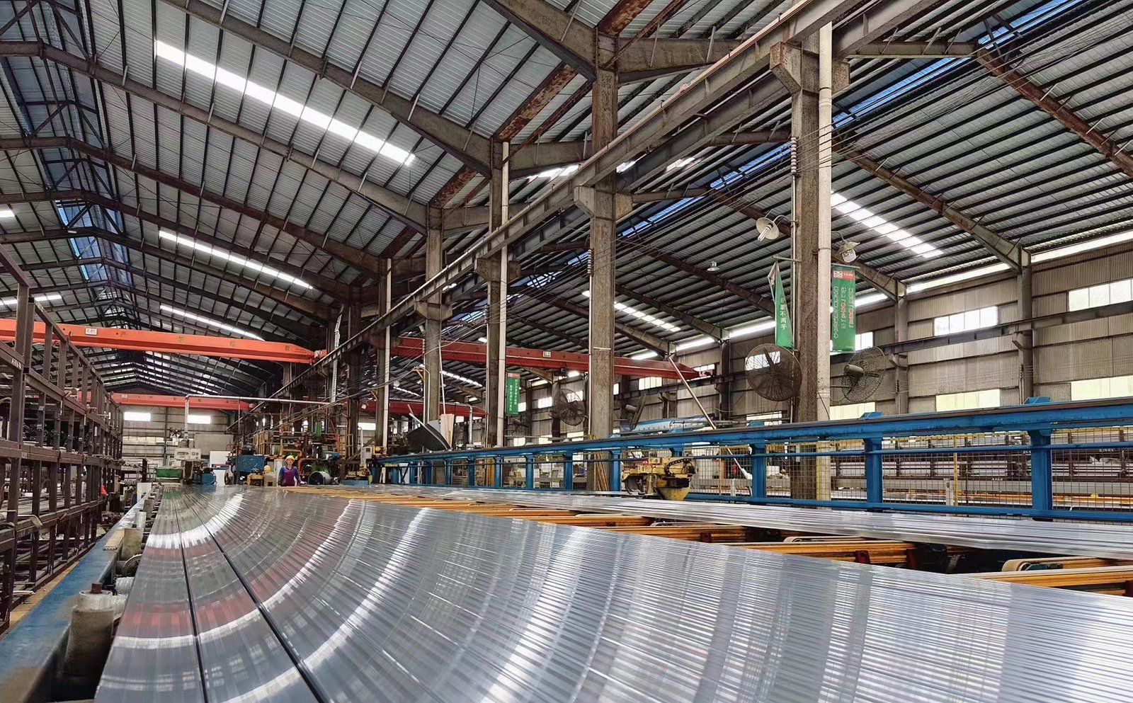 Aluminum profiles for the Chlie market - Image 2